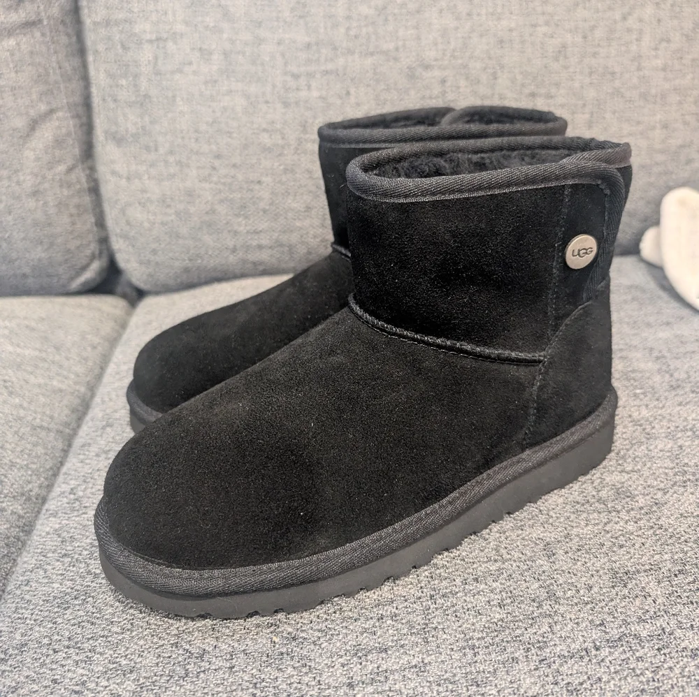 UGG Jona Boot - K